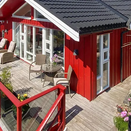 Vakantiehuis 8 Person In Averoy-by Traum