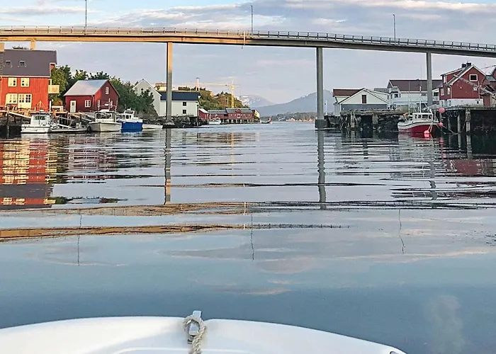 Feriehus 8 Person In Averoy-by Traum *