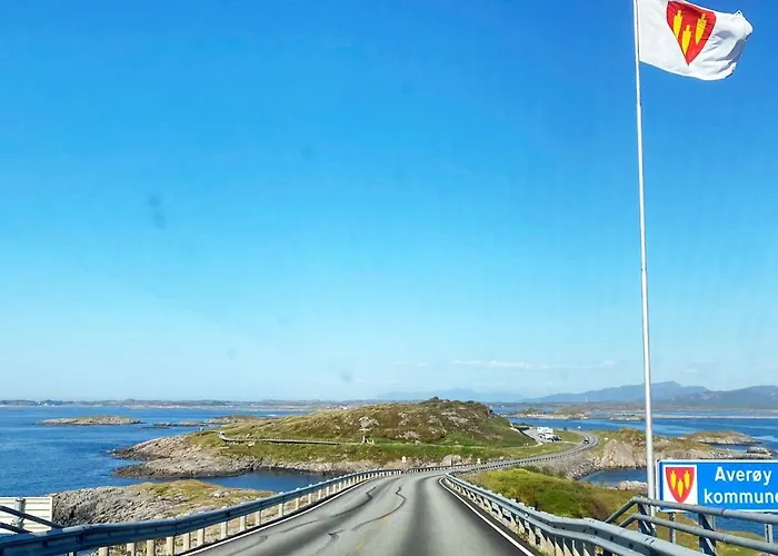 8 Person In Averoy-by Traum Feriehus