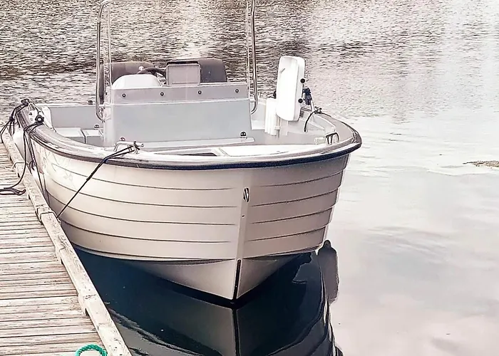 8 Person In Averoy-by Traum Feriehus *